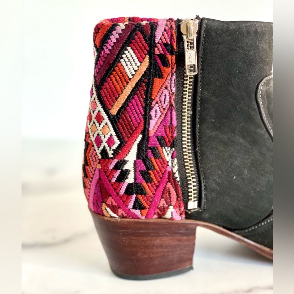 Nawal Booties - Picture 9 of 14